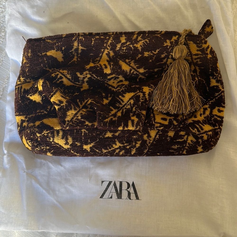Zara clutch/makeup bag